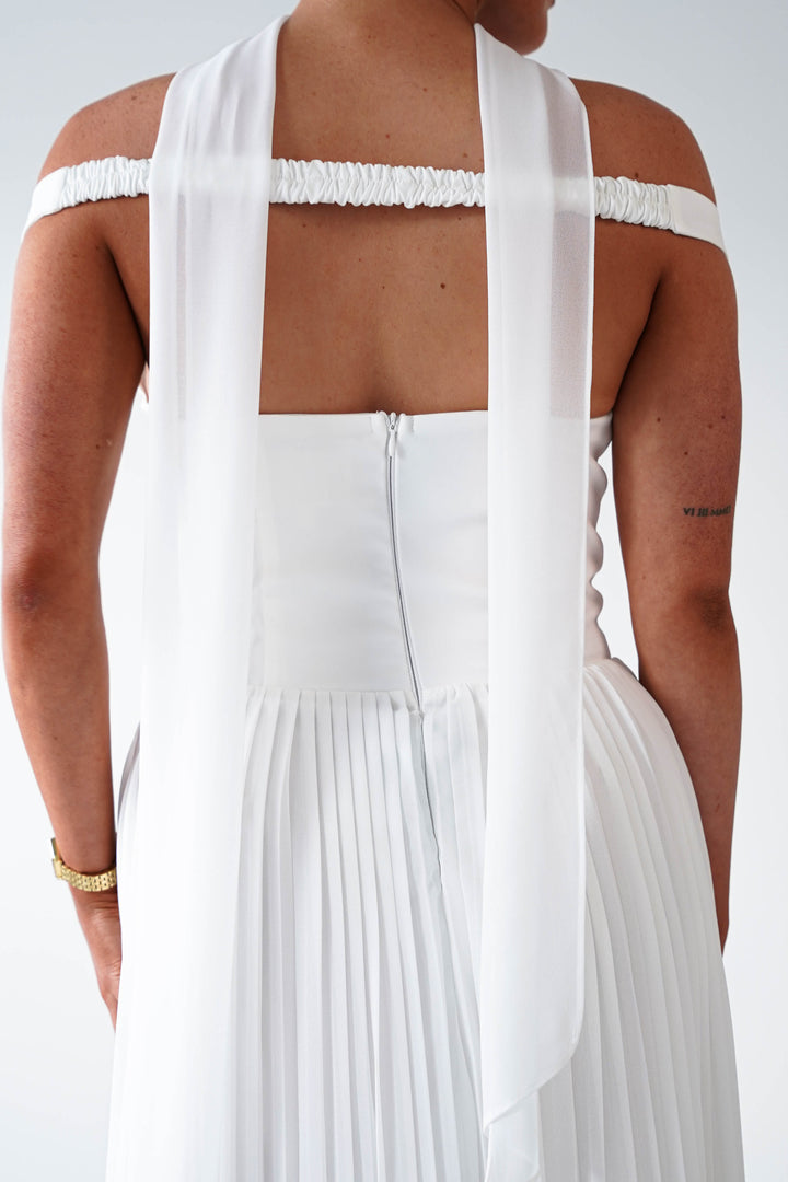 Kelsea Off The Shoulder Pleated Maxi Dress | White