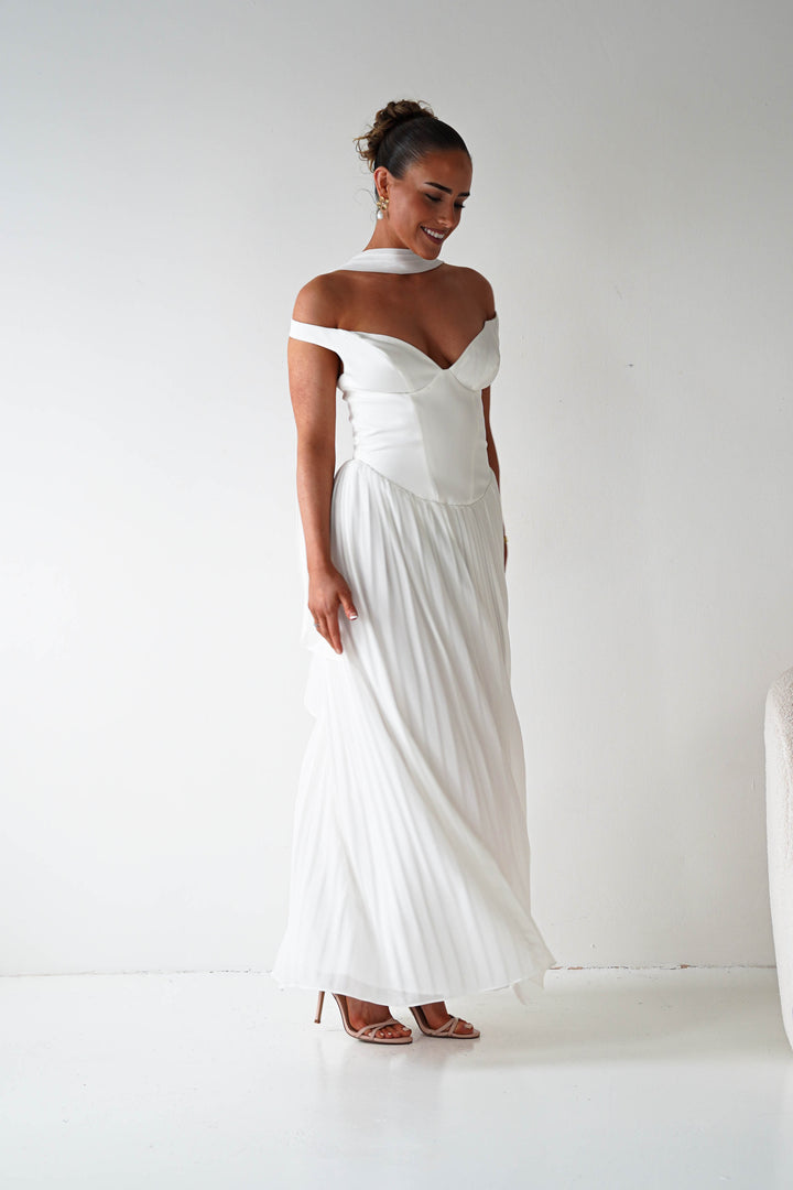 Kelsea Off The Shoulder Pleated Maxi Dress | White