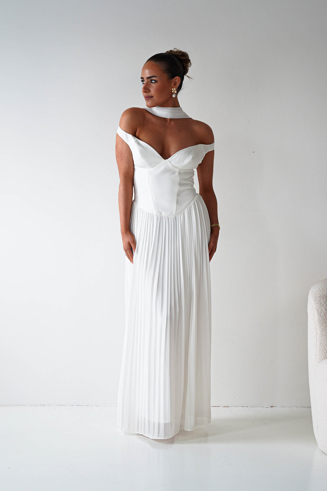 Kelsea Off The Shoulder Pleated Maxi Dress | White
