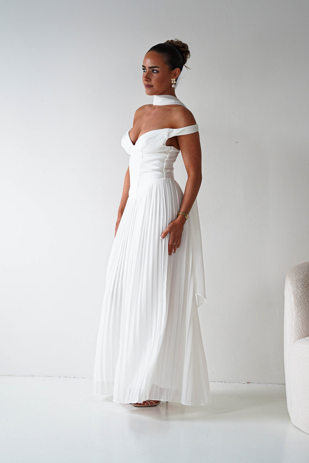 Kelsea Off The Shoulder Pleated Maxi Dress | White