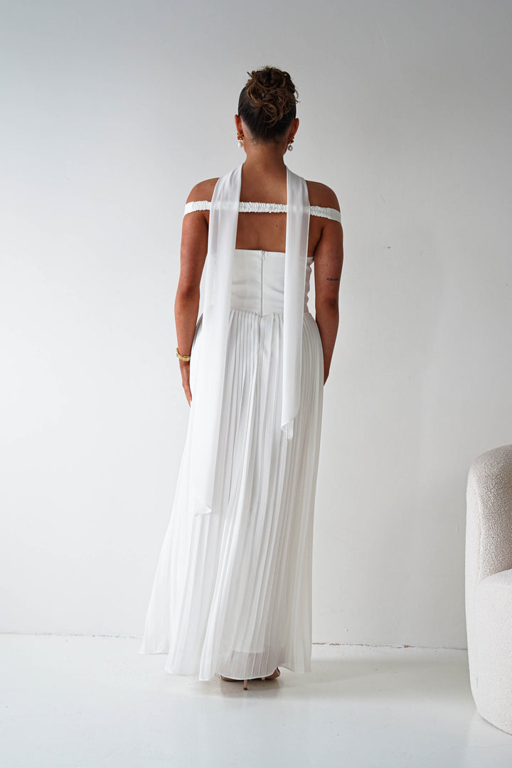 Kelsea Off The Shoulder Pleated Maxi Dress | White