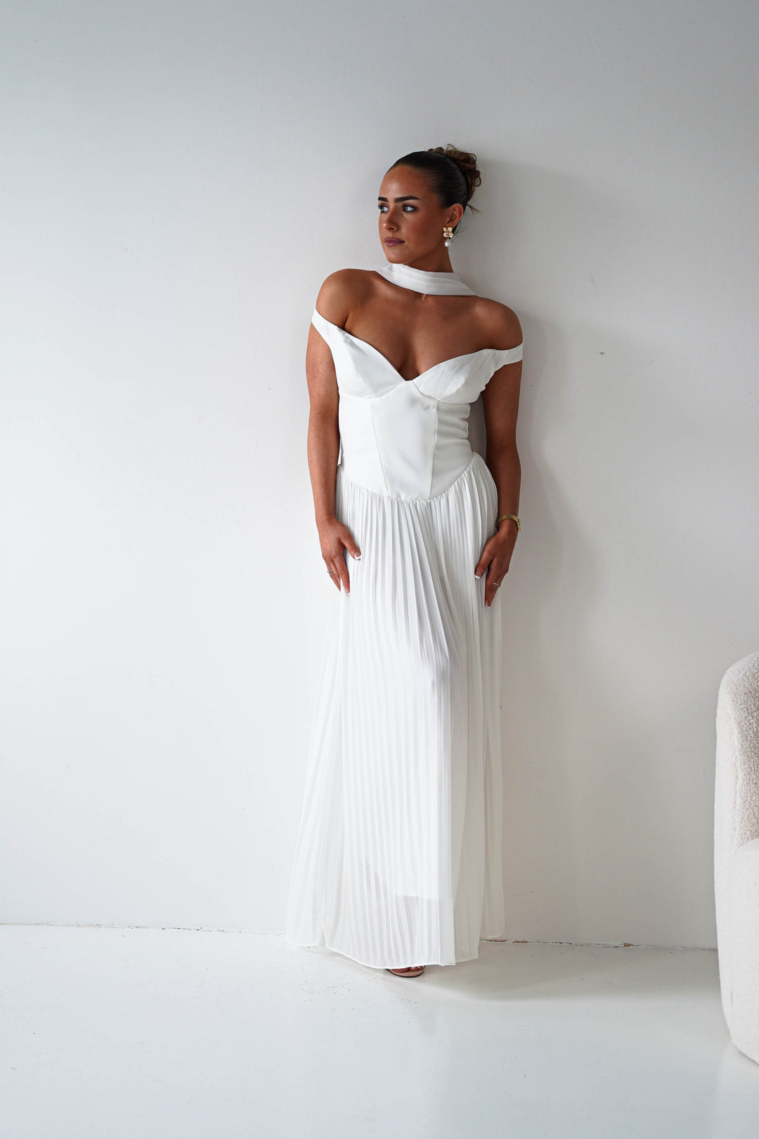 Kelsea Off The Shoulder Pleated Maxi Dress | White