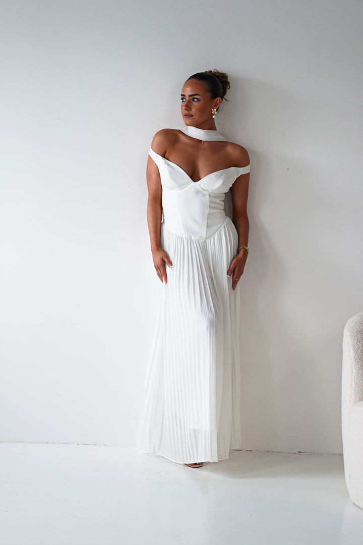 Kelsea Off The Shoulder Pleated Maxi Dress | White