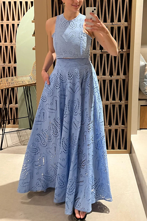Larissa™ Set: Embroidered Top and High-Waisted Maxi Skirt