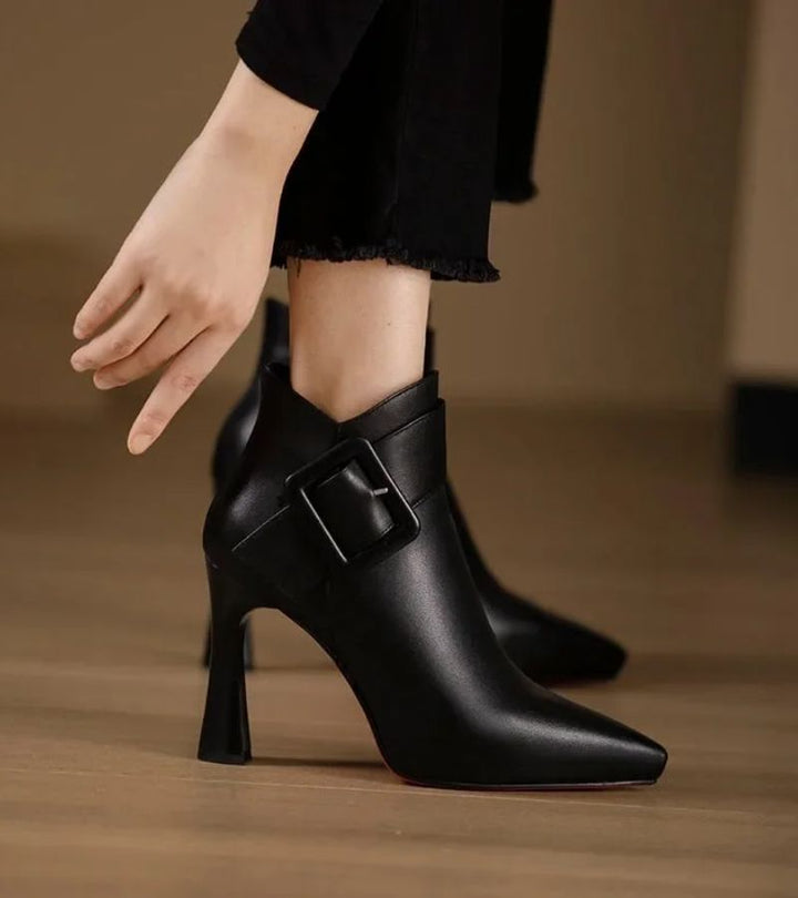 Ravenna | The Signature Buckle Boot