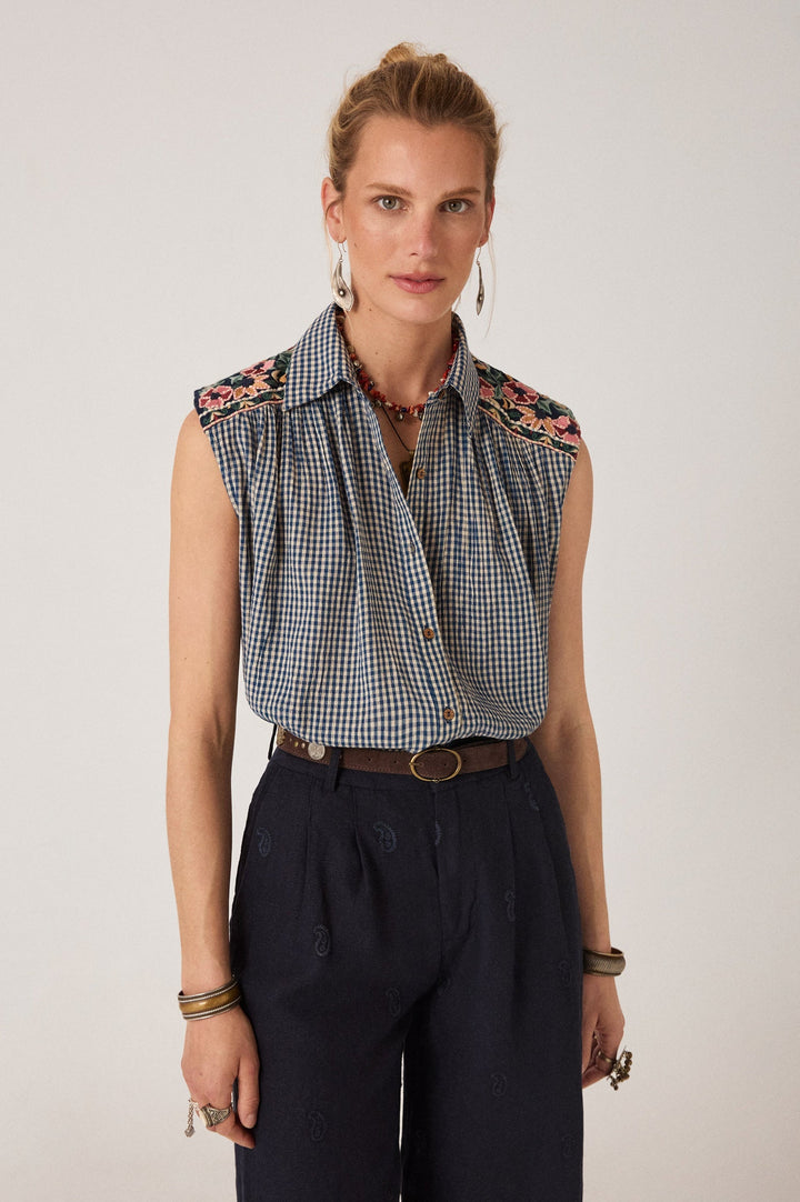 Ale Sleeveless Shirt