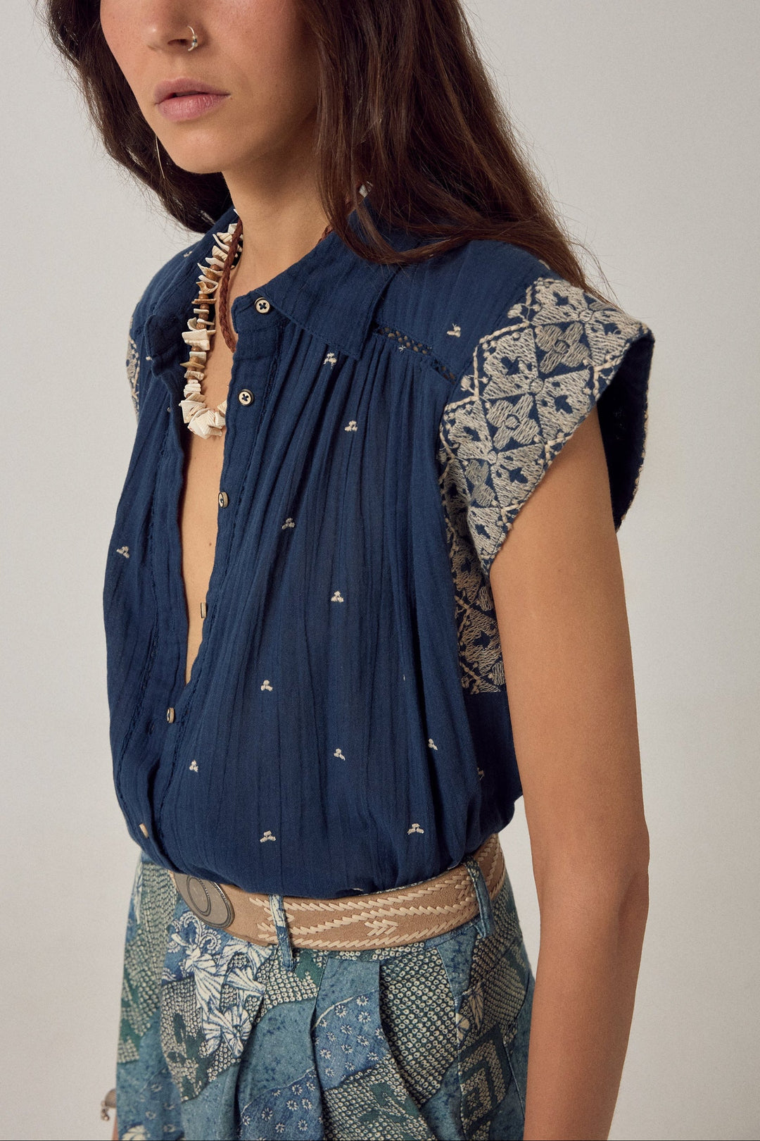 Karina Sleeveless Shirt