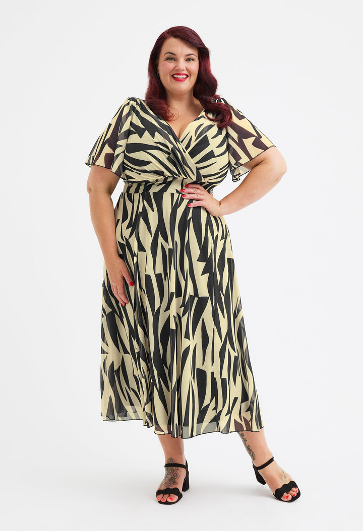 Victoria Angel Sleeve Mesh Midi Curve+ Dress