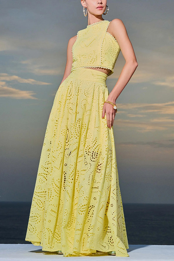 Larissa™ Set: Embroidered Top and High-Waisted Maxi Skirt