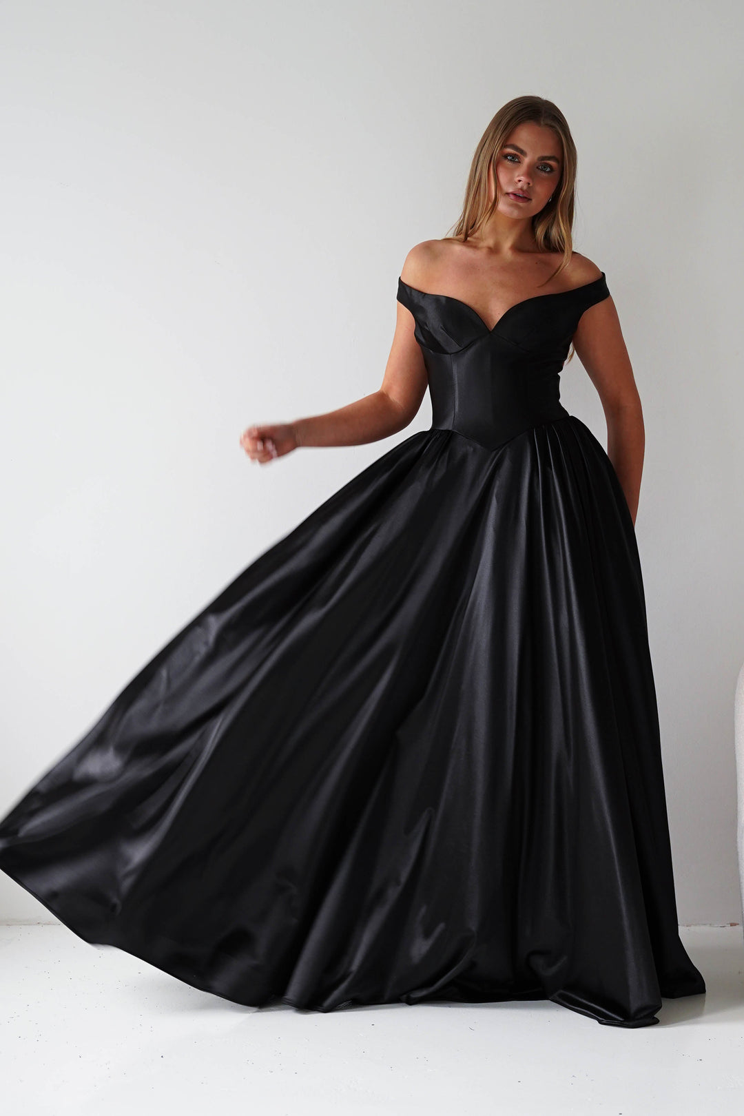 Irenia Off The Shoulder Structured Maxi Gown | Black