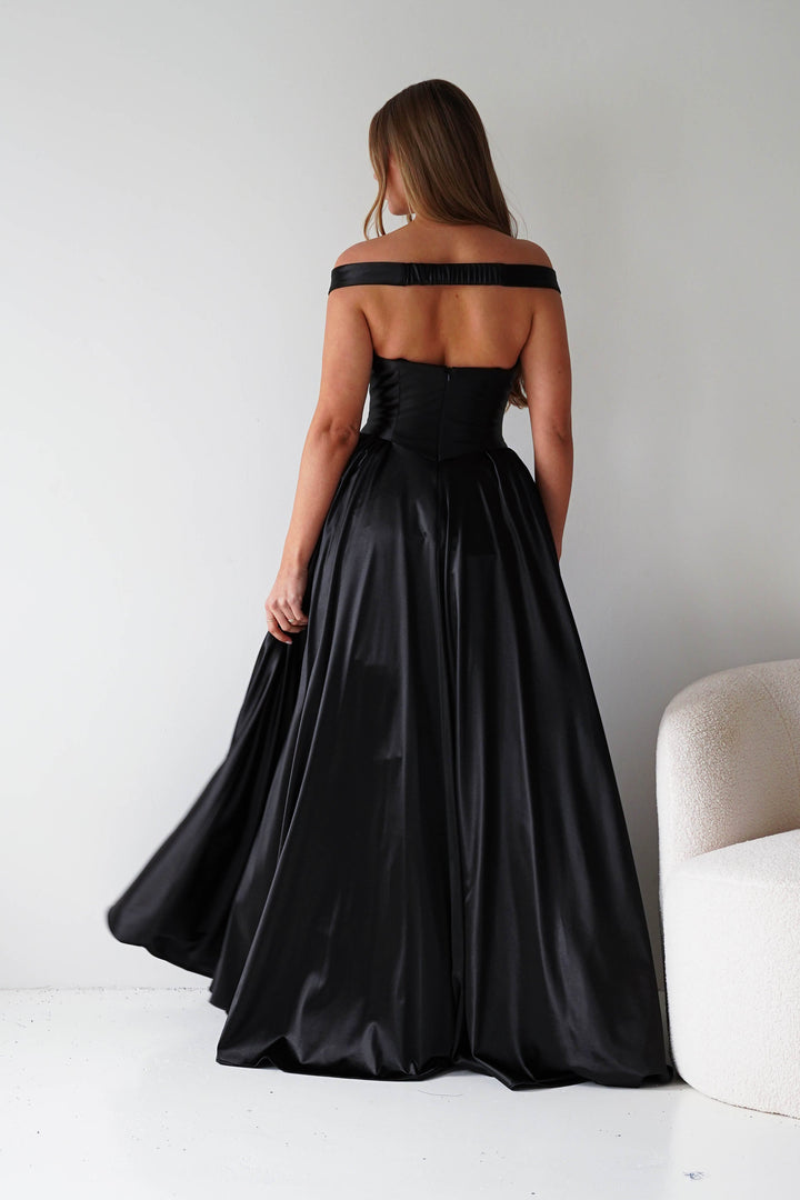 Irenia Off The Shoulder Structured Maxi Gown | Black